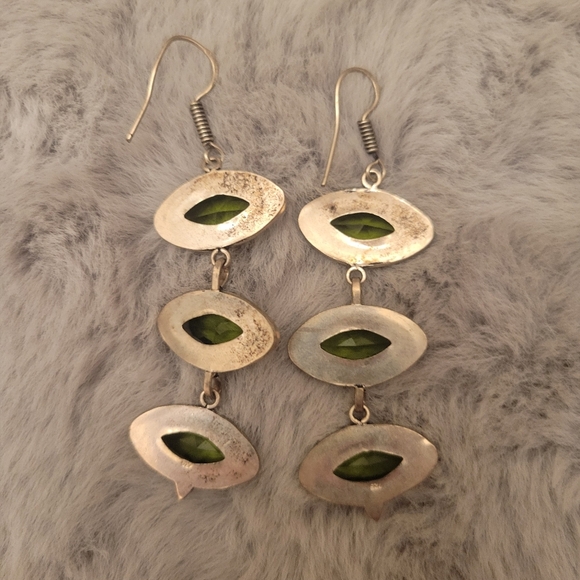 Three Marquise Light Green Gemstones Drop Earrings - Picture 5 of 6